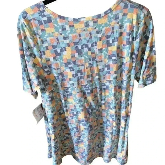 Lularoe medium green and yellow Perfect T . Geometric‎ print NWT. Soft ! - Picture 2 of 5